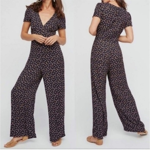 Free People Women’s Mia Empire-Waist Jumpsuit Size 6 Black & Pink Floral Print - Picture 2 of 13